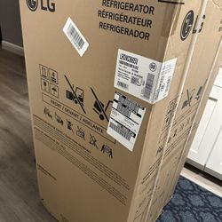 LG - 5.79 Cu. Ft. Top-Freezer Refrigerator with Semi Auto Defrost - Platinum Silver