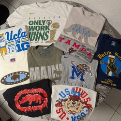 Vintage/Y2K Graphic T-Shirt Lot Mens M-XXL (MESSAGE & OFFER)