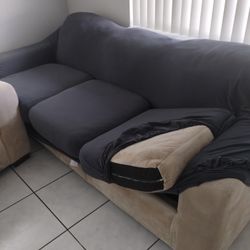 Free Sofa And Loveseat 