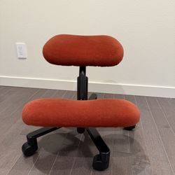 HAG Balans Kneeling Chair