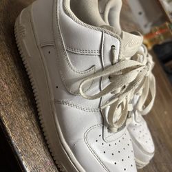 Women’s 8.5 Air Force 1 