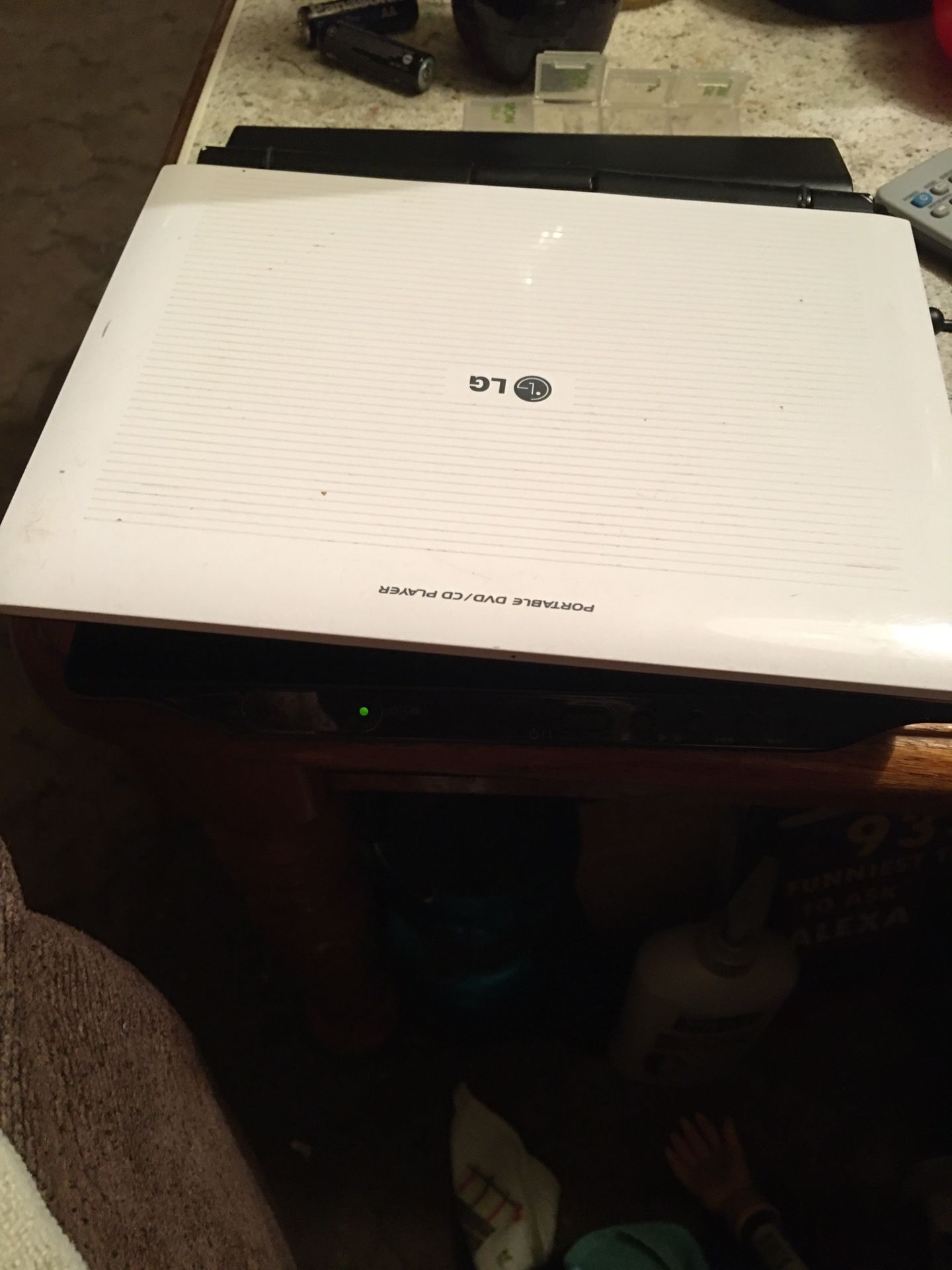 Black/white Portable Dvd Player