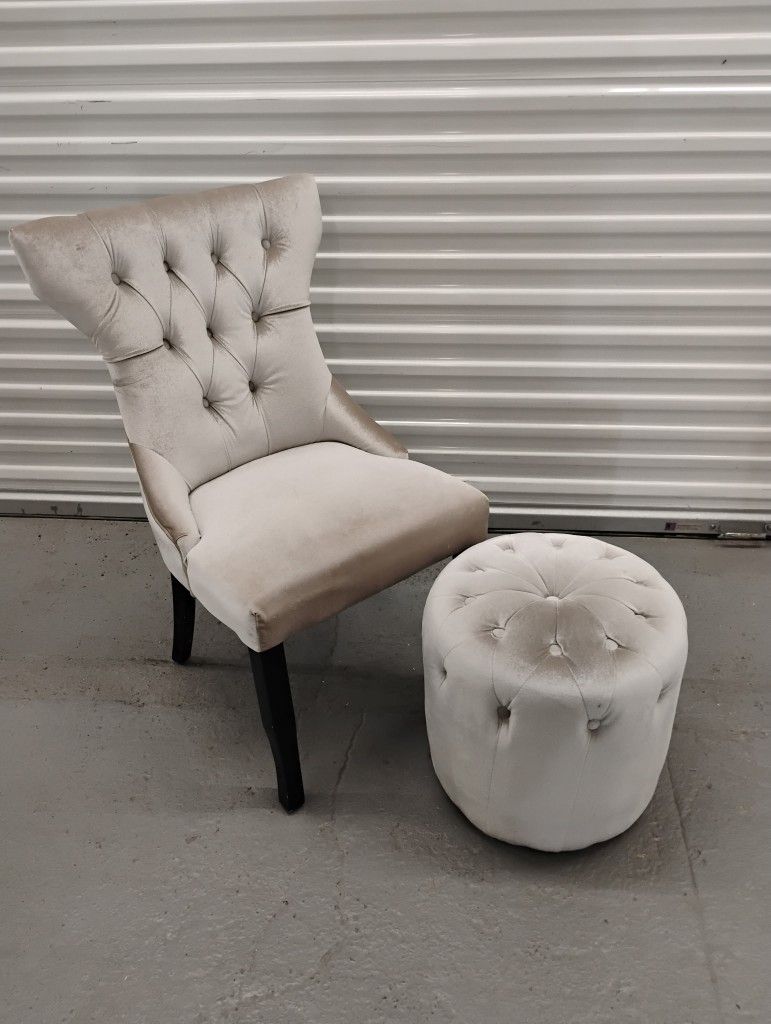 Lounge Chair With Foot Stool