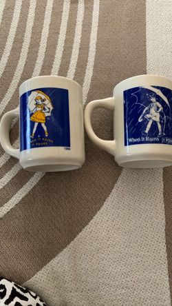 Set of coffee cups