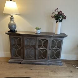 Beautiful uttermost Console