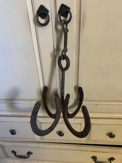 Metal Hanger Made With Horseshoes Rustic Farmhouse 