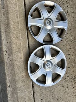 Wheel Cover Toyota Matrix 2010