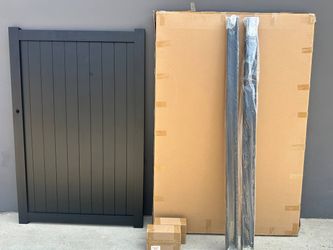 Aluminum gate doors
