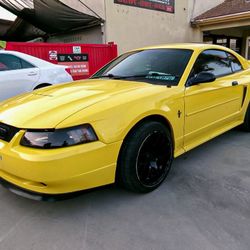2003 Ford Mustang