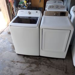 Samsung WASHER and electric dryer Large Capacity