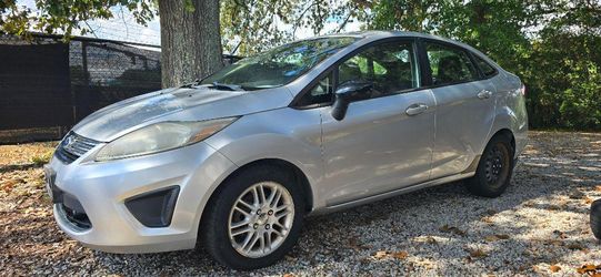 2011 Ford Fiesta
