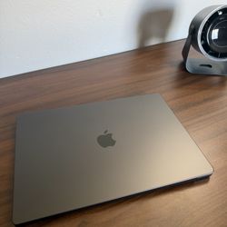 MacBook Pro M4