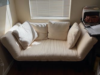 Couch that converts to bed