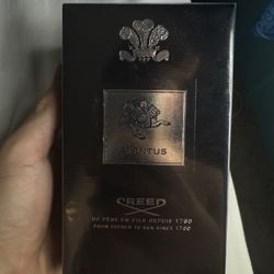 Creed Aventus 