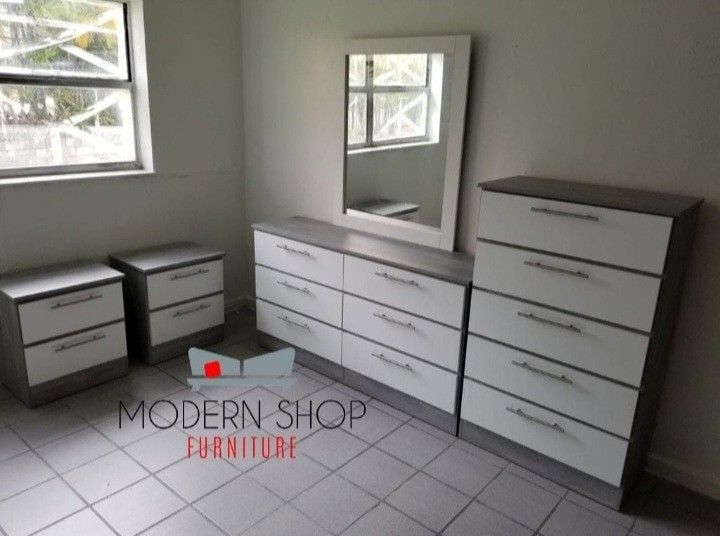 DRESSER WITH MIRROR, CHEST AND TWO NIGHSTANDS