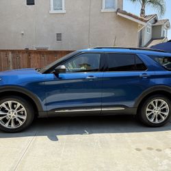 2020 Ford Explorer