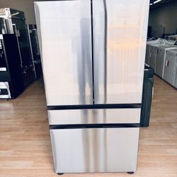 New Samsung - BESPOKE 29 cu. ft. 4-Door French Door Smart Refrigerator with Beverage Center - Stainless Steel Model:RF29BB8600QLAA