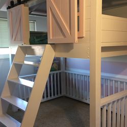Fullsize Bed