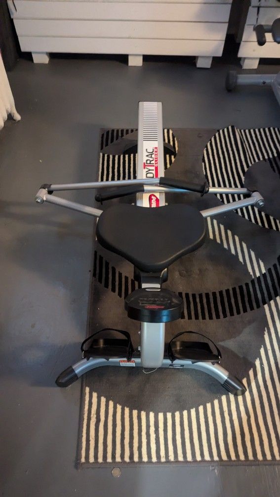 Rowing Machine 