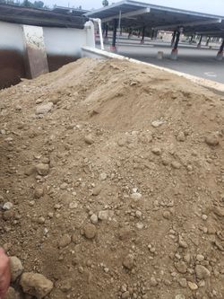 Nice and clean dirt, free delivery