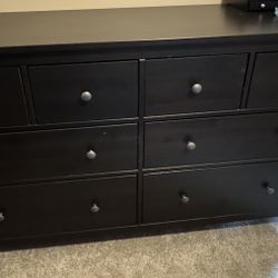 Queen Size Bed Along With Dresser