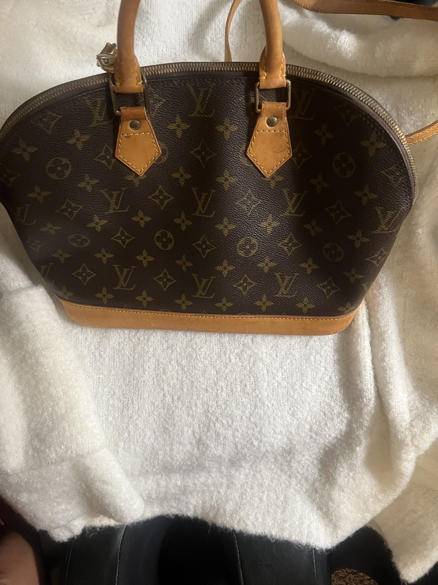 Louis Vuitton Vintage Alma