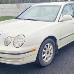 2004 Kia Amanti