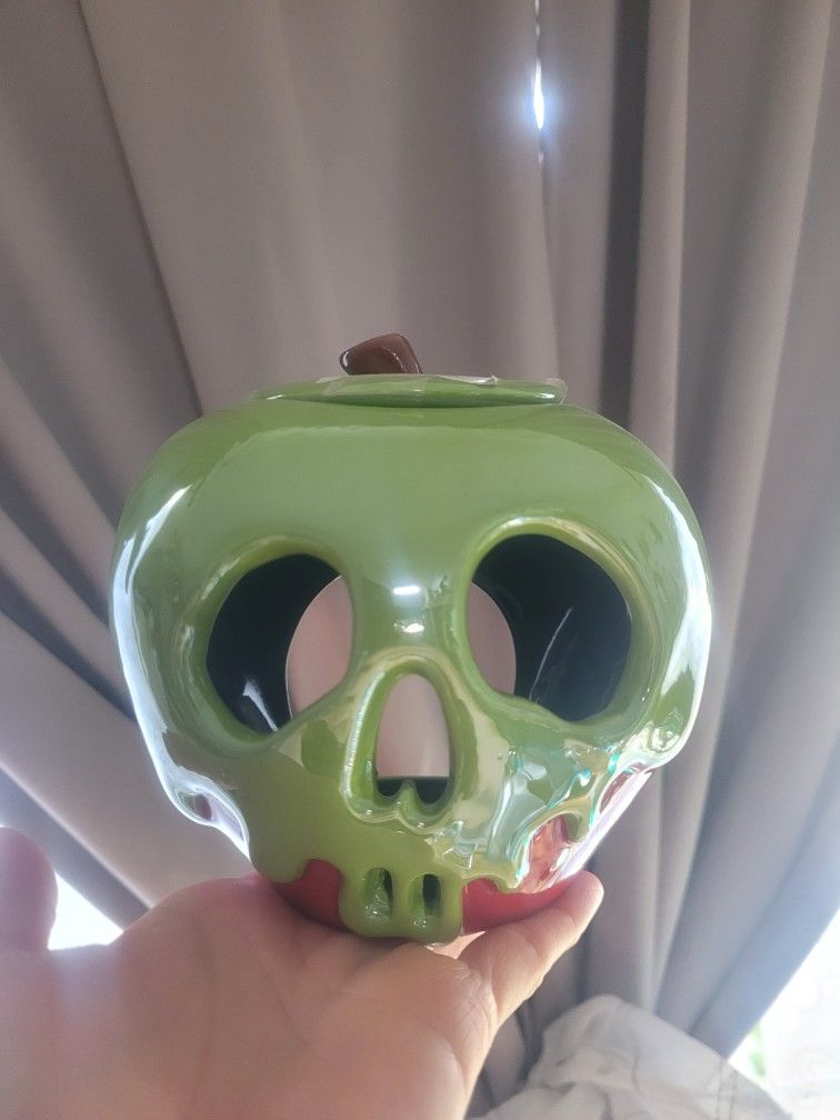 Poison Apple Snow White Disney