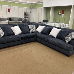 Lavernett Charcoal 3-Piece Sectional ( Couch Sofa Loveseat , Recliner Options 