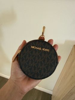 Michael Kors purse attachment