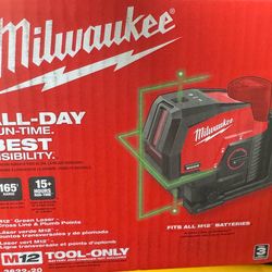 Milwaukee M12 12-Volt Lithium-lon Cordless Green 125 ft. Cross Line and Plumb Points Laser Level (Tool-Only)