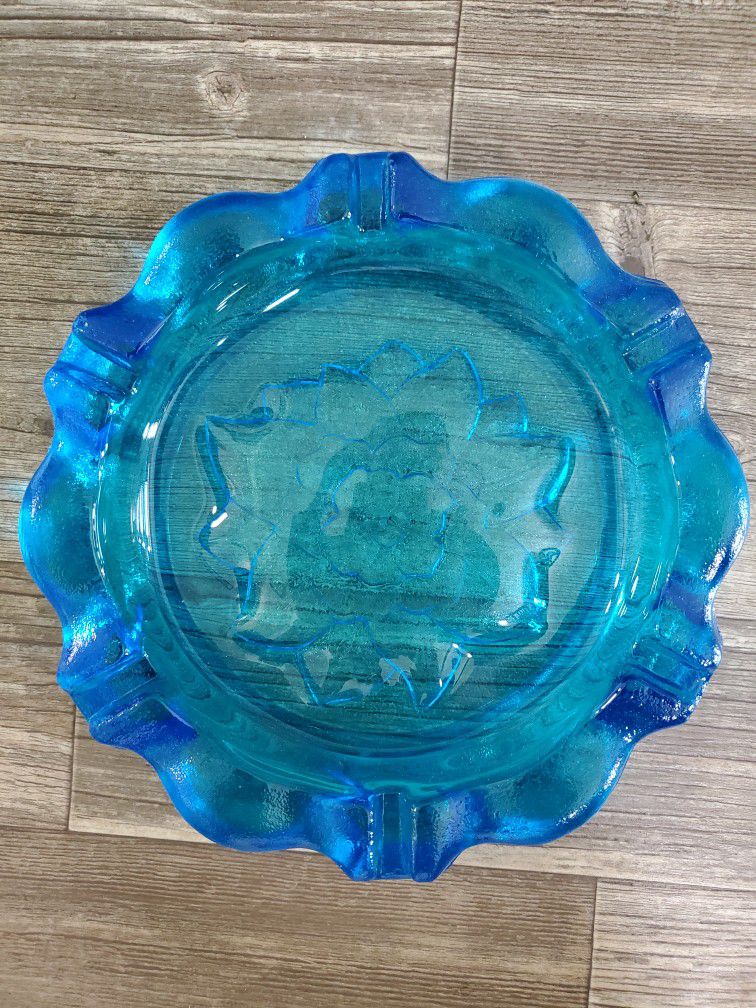 Tiara Glassware - Vintage Clear Blue Glass Magnolia Ashtray