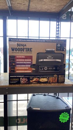 Ninja grill and smoker (BRAND NEW)