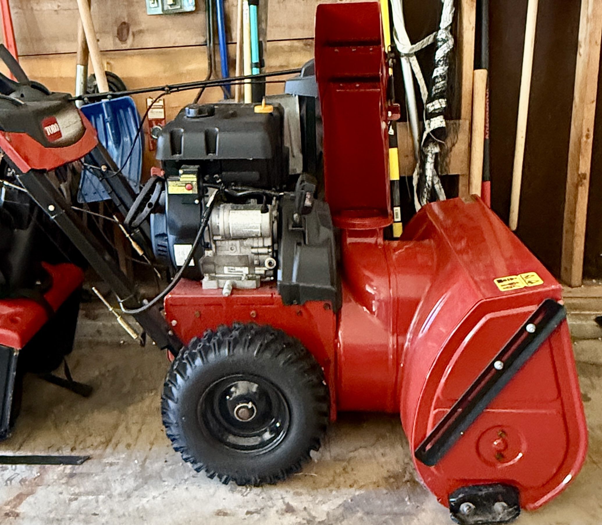 Power Max Commercial 1432 OHXE Snowblower 