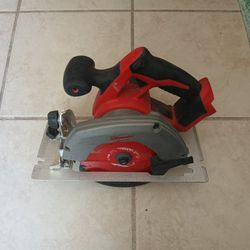 Milwaukee M18 Circular Saw 4-1/2in $70