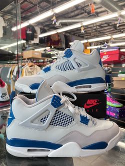 Air Jordan 4 Retro Military Blue