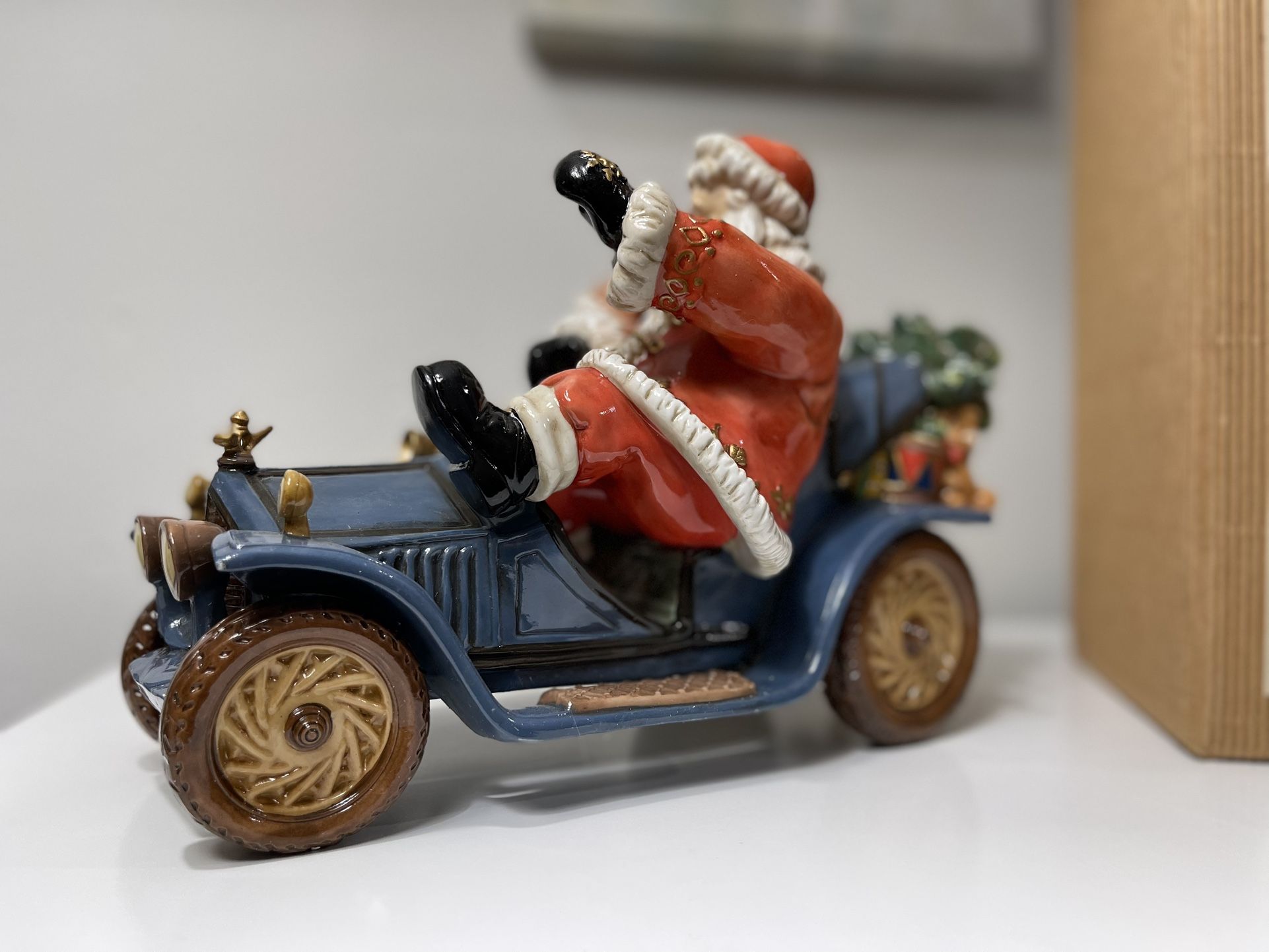 2003 Grandeur Noel Porcelain Santa Claus On Wheels Car Figurine Vintage Antique Classic Driving