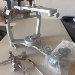 Dentist Articulator