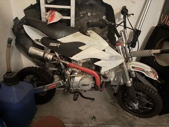 Dirt bike
