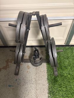 Fitness Gear Olympic Weight Plates and Storage Tree