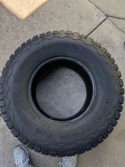 315/70/R17 BF Goodrich KO2 All Terrain tire