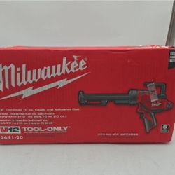 Milwaukee 2441-20 M12 12V 10-Ounce Caulk And Adhesive Gun - Bare Too