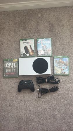 Xbox Series S Gaming Bundle