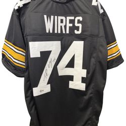 Tristan Wirfs Signed Iowa Hawkeyes Jersey BAS Beckett Witnessed Auto 3W097055
