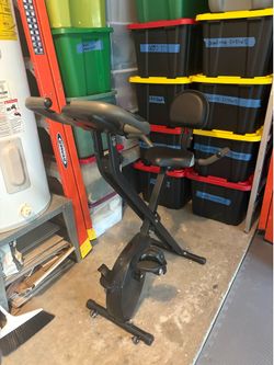 Foldable exercise bike