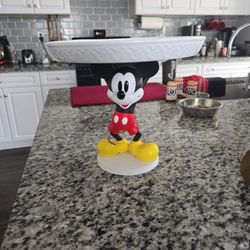 Mickey Mouse Pastry holder 