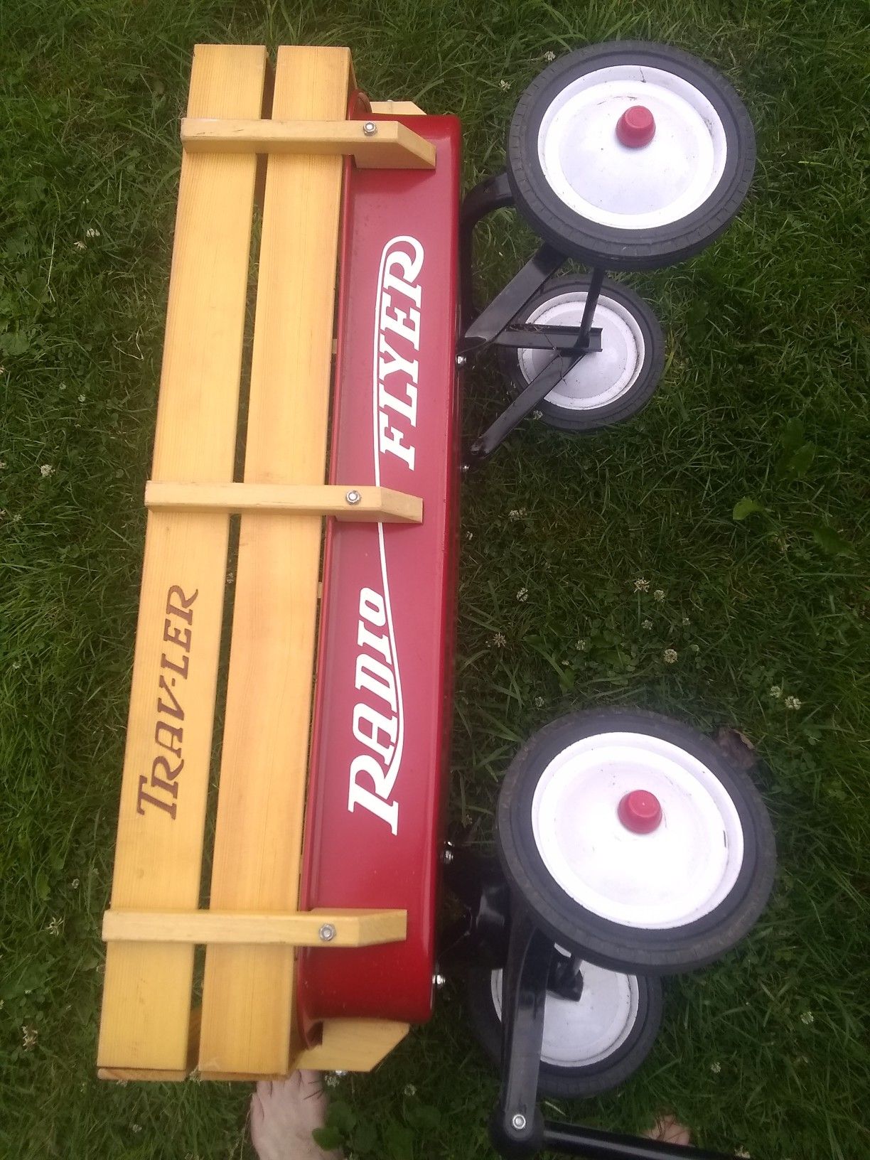 Excellent condition radio flyer