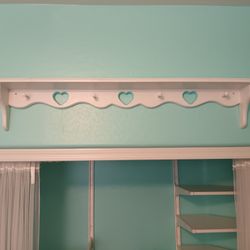 Shelf