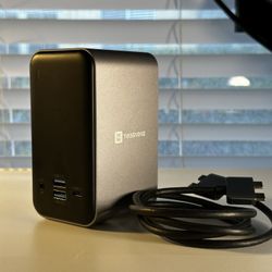 MacBook Pro Docking Station Laptop/Monitors