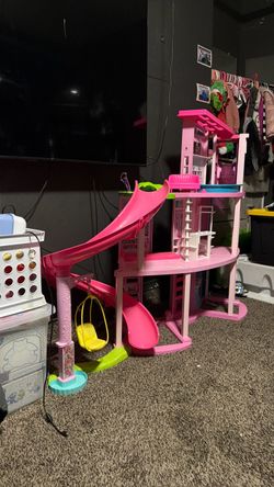 Barbie dream house